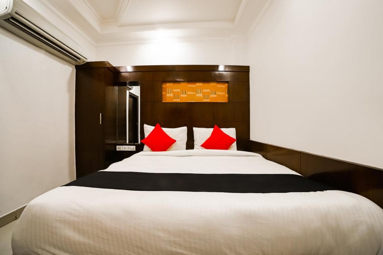 Capital O 6408 Delhi Heart New Delhi