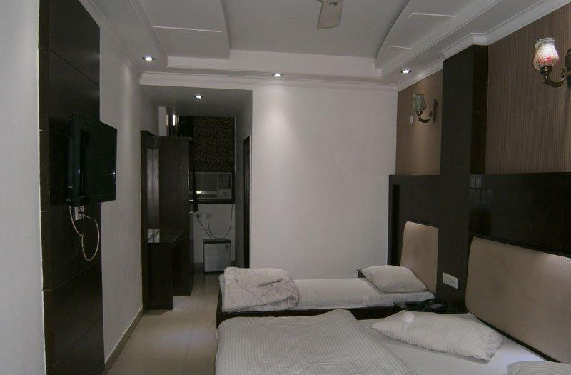 Hotel Capital O 6408 Delhi Heart New Delhi